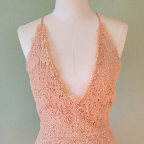 Stylestalker Blush Pink Lace Romper - Picture 6 of 9